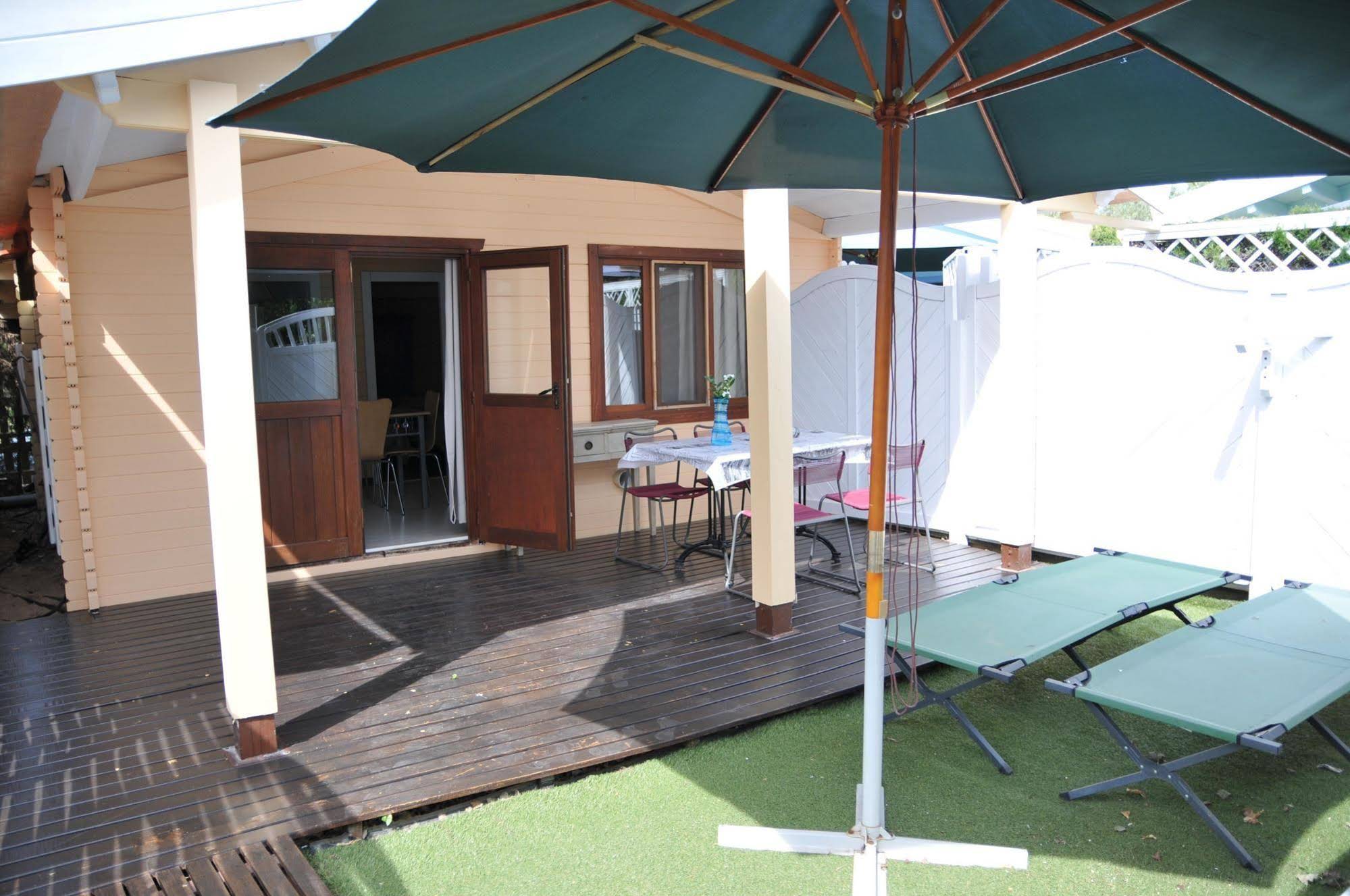 Aparthotel Oliwood Beach
