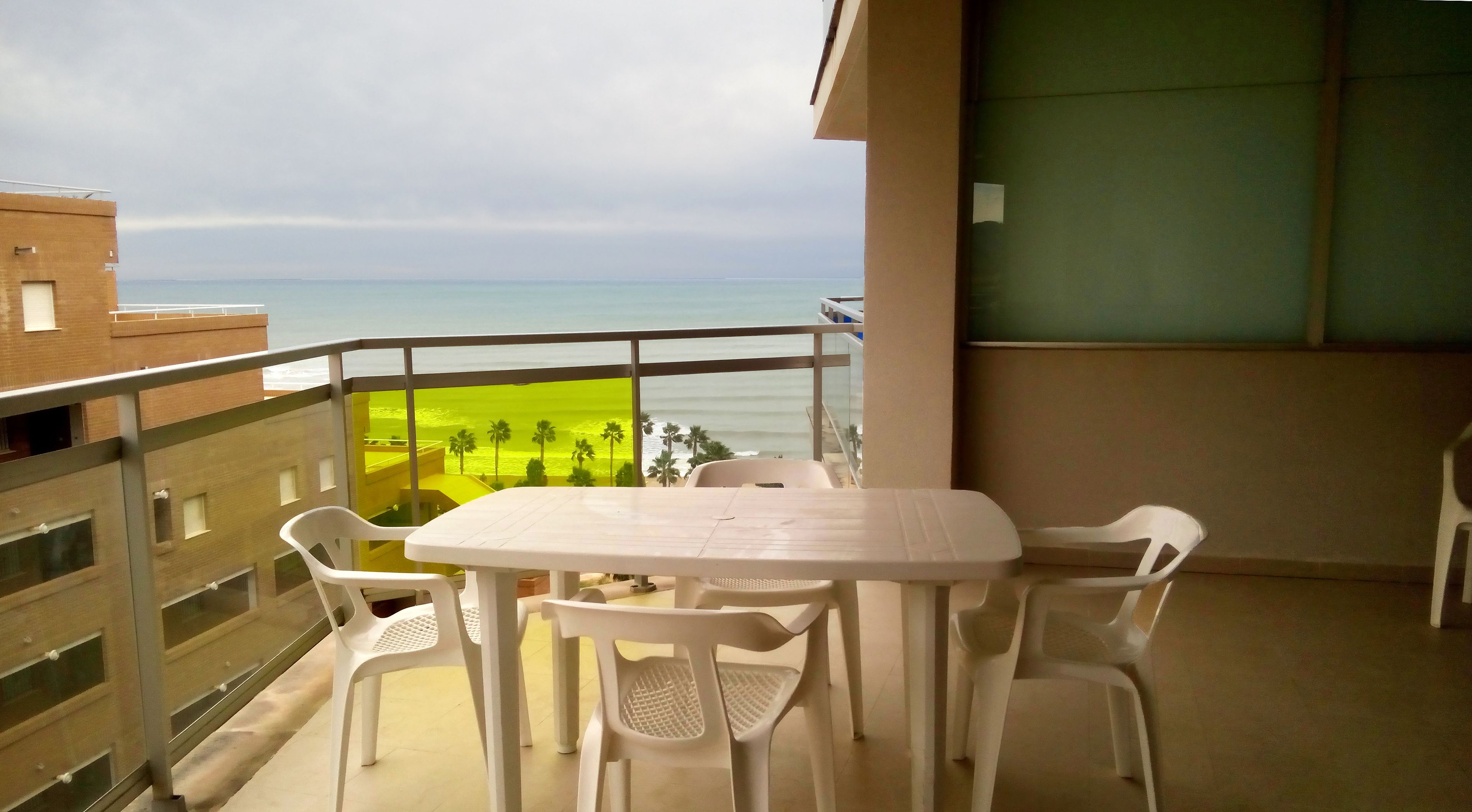 Apartamentos Mondrían Marina Dor 3000