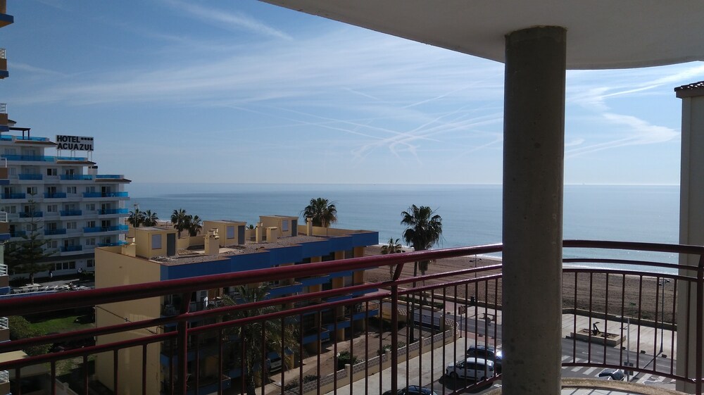 Residencial Olimpo by AP Costas