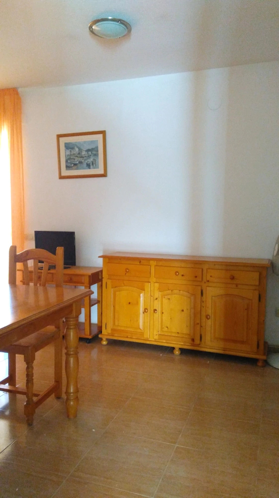 Estudios Voramar by AP Costas