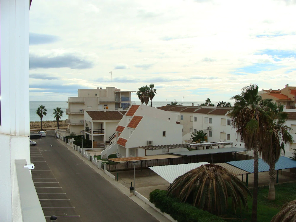 Estudios Voramar by AP Costas