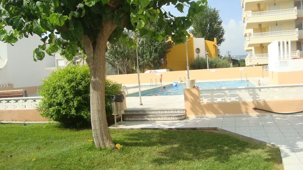 Estudios Voramar by AP Costas