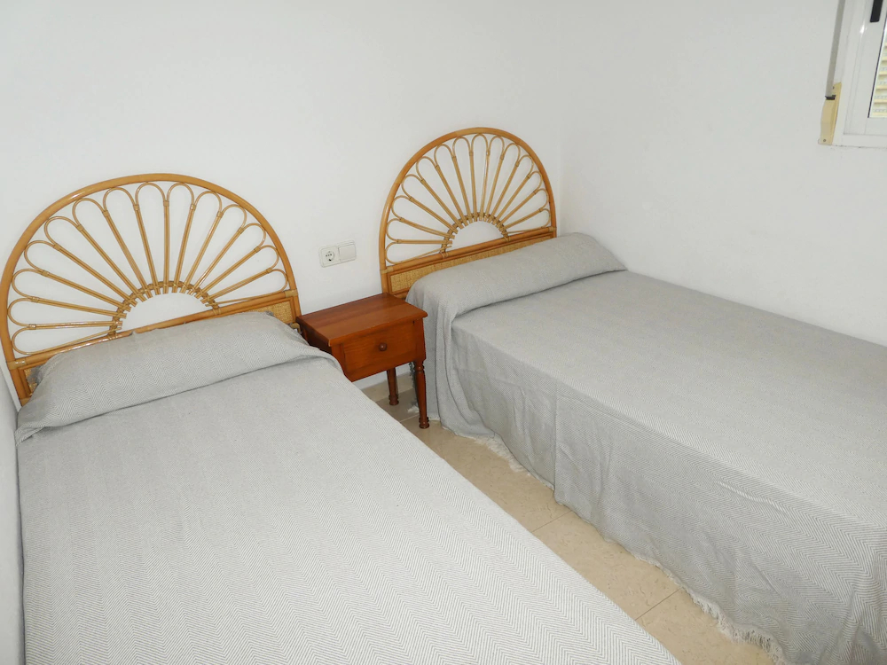 Apartamentos Tavernes Playa Suites 3000
