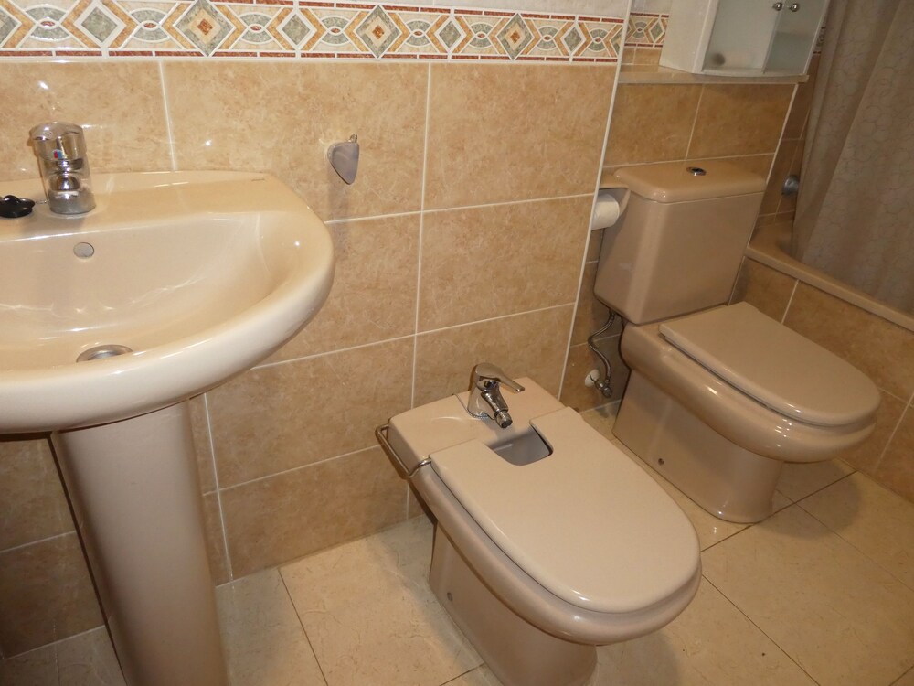Apartamentos Tavernes Playa Suites 3000