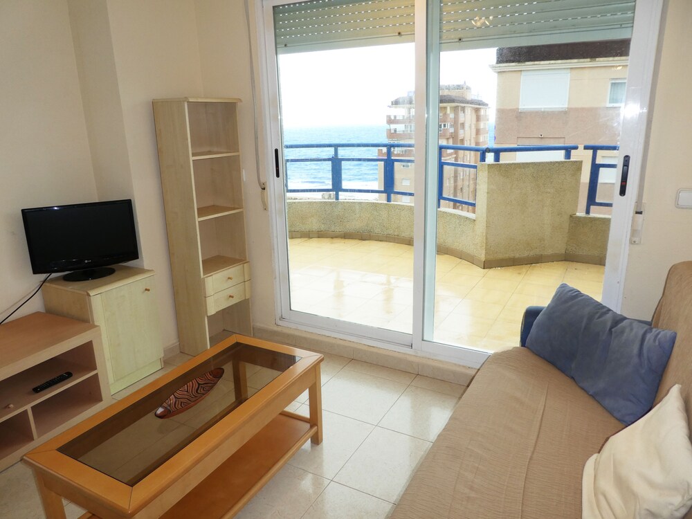 Apartamentos Tavernes Playa Suites 3000