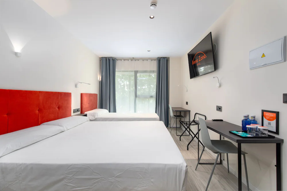Arena Zone Hotel & Cafe