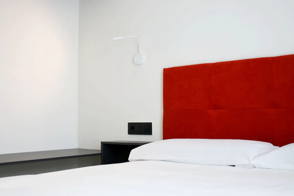 Arena Zone Hotel & Cafe