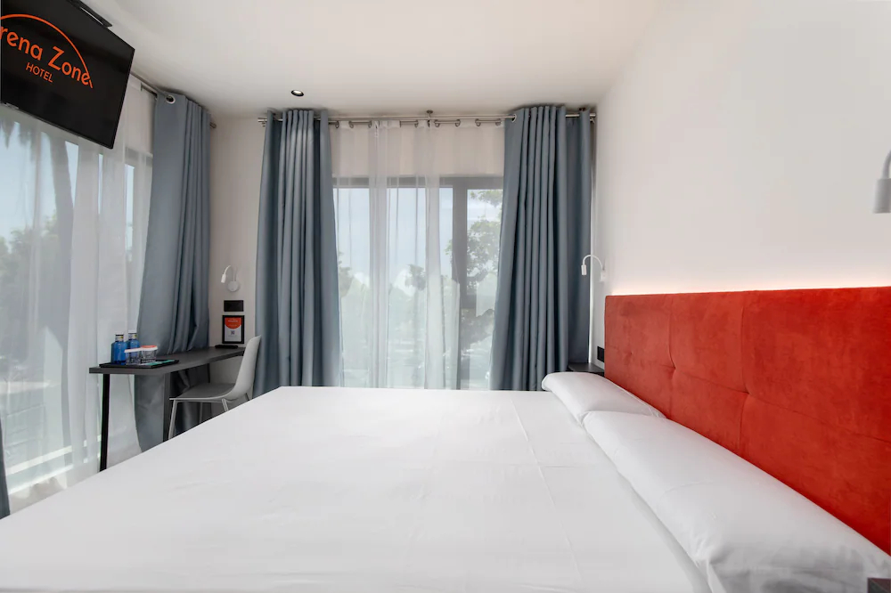 Arena Zone Hotel & Cafe