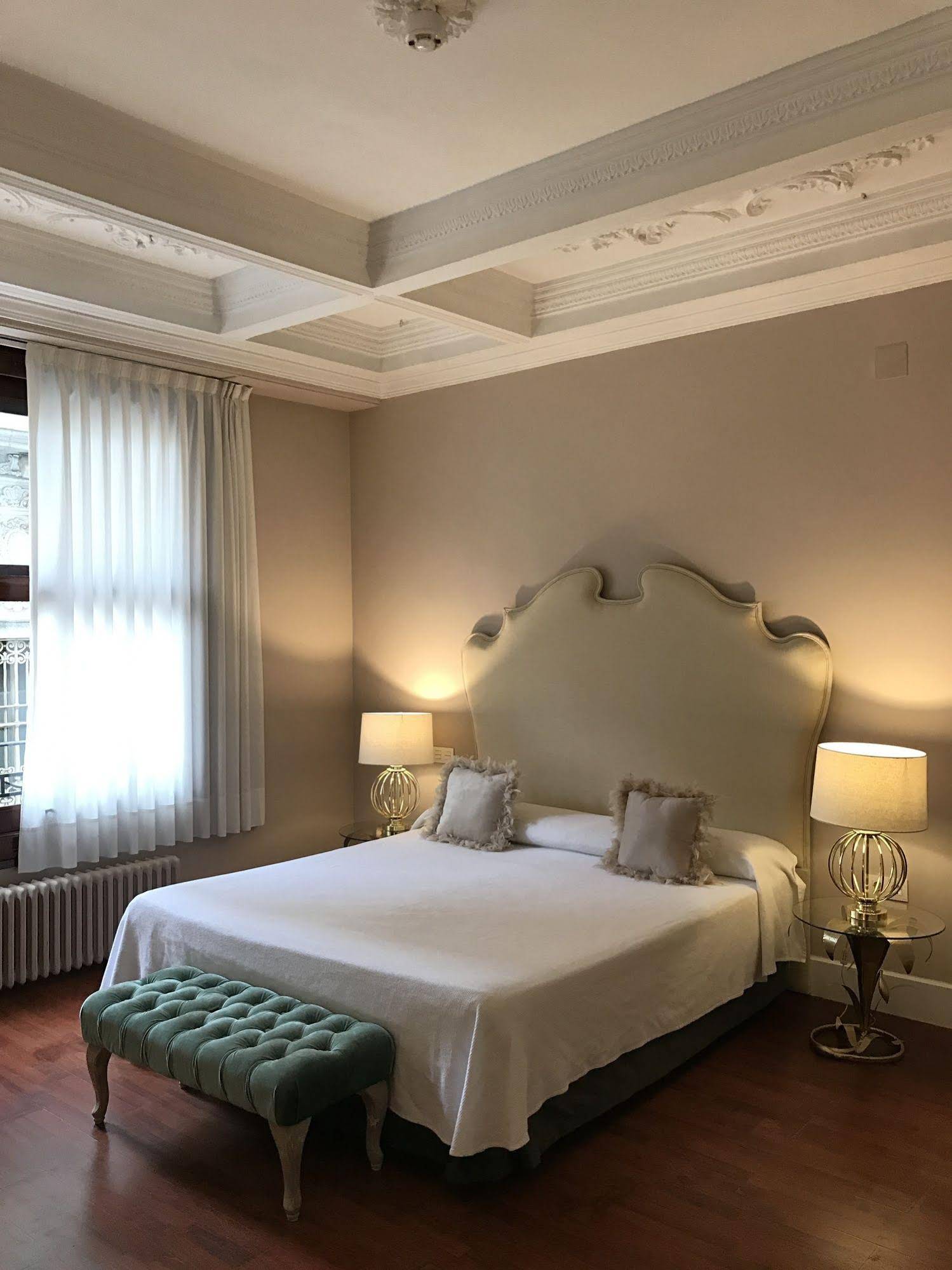 B&B Hi Valencia Boutique