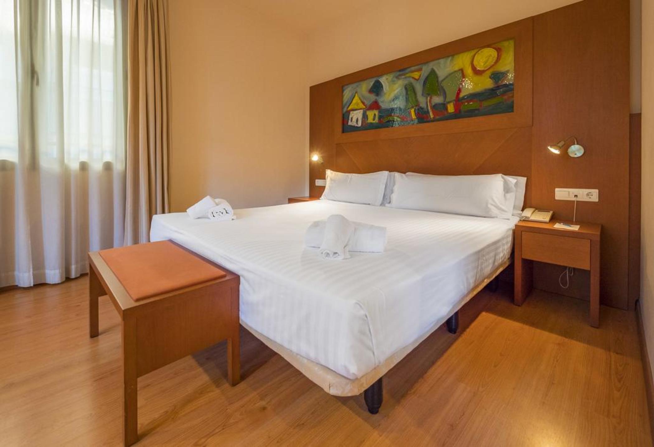 DWO Valencia by Checkin