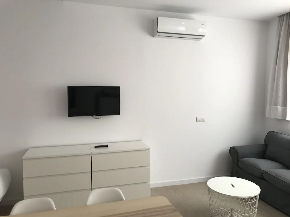 City Suites Marina