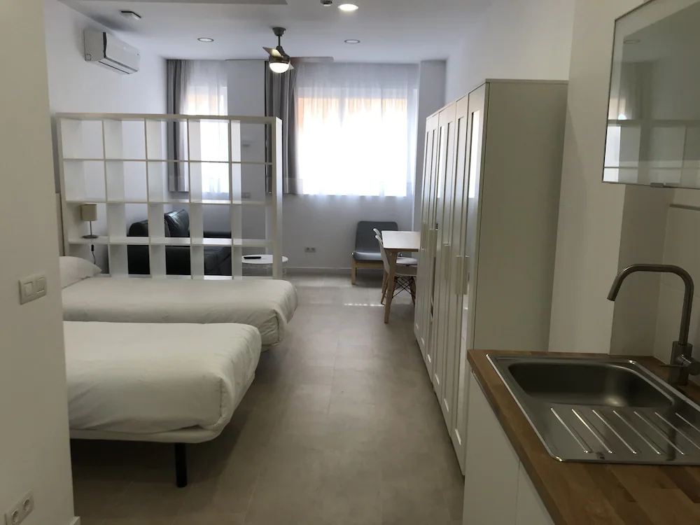City Suites Marina