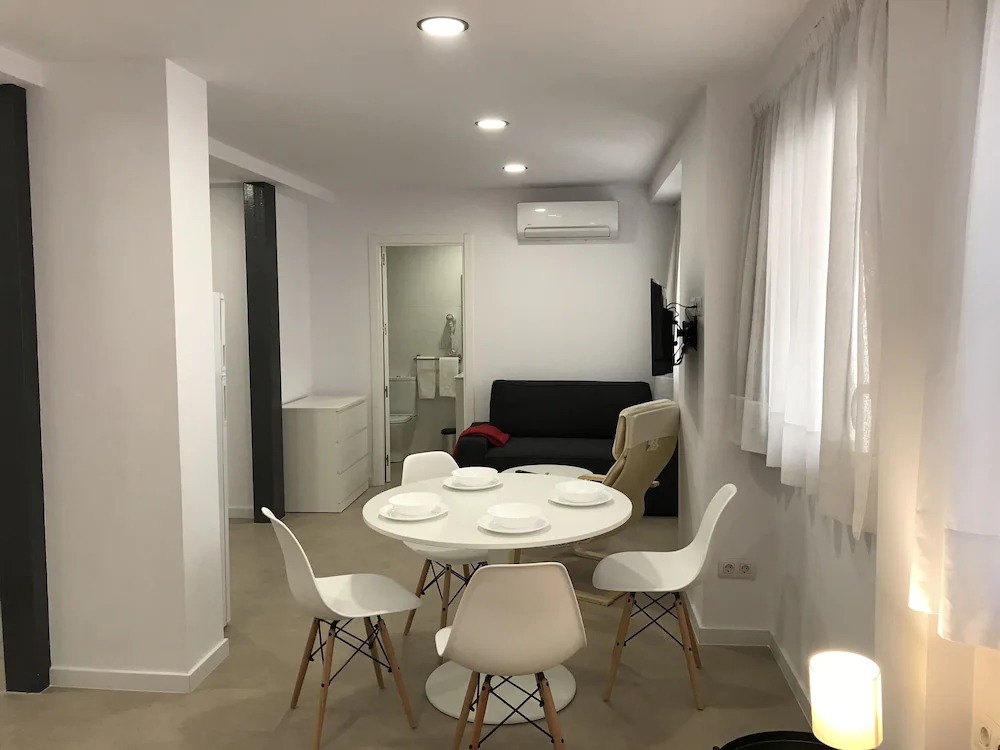 City Suites Marina