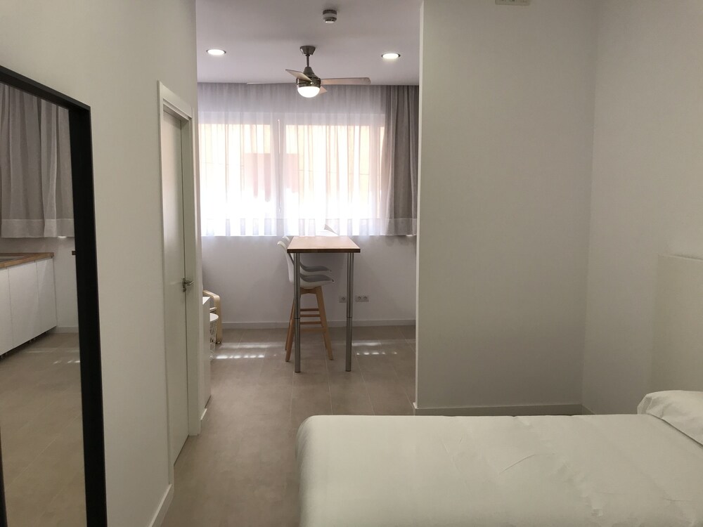 City Suites Marina