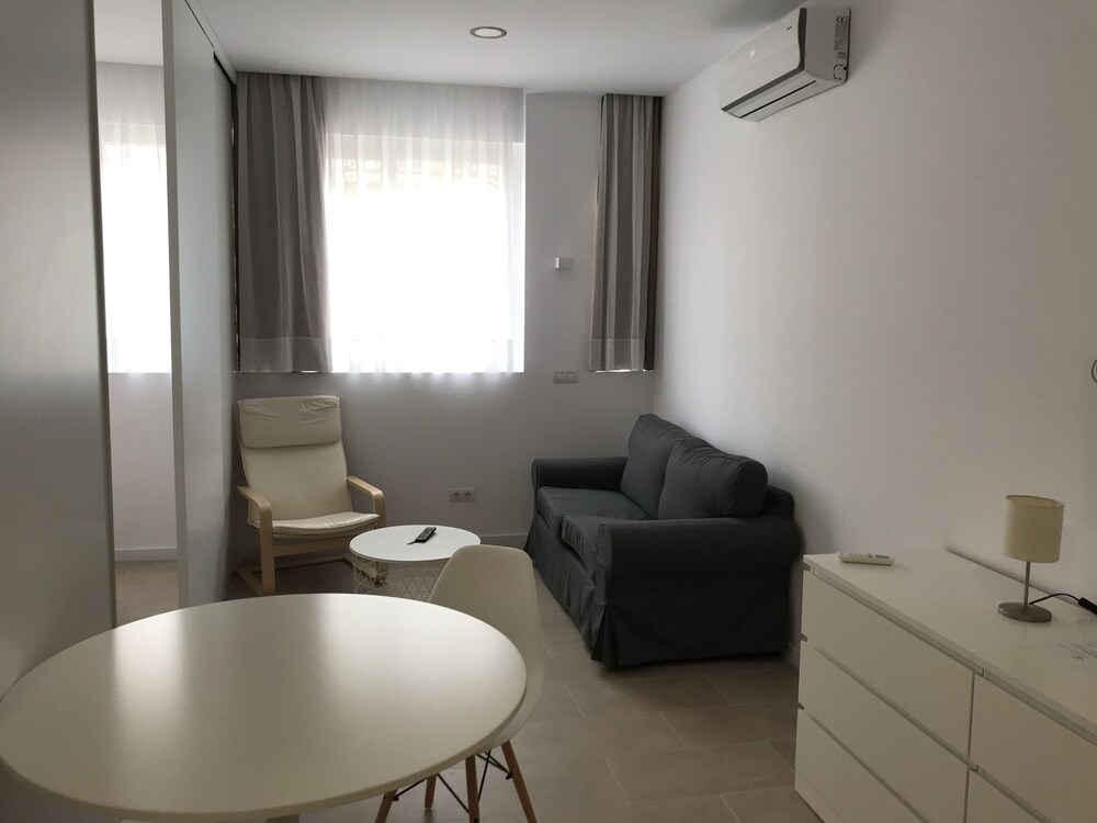 City Suites Marina