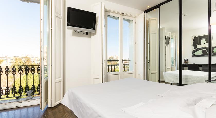 Blanq Carmen Hotel