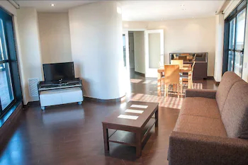 Galileo Flats - Palacio de Congresos