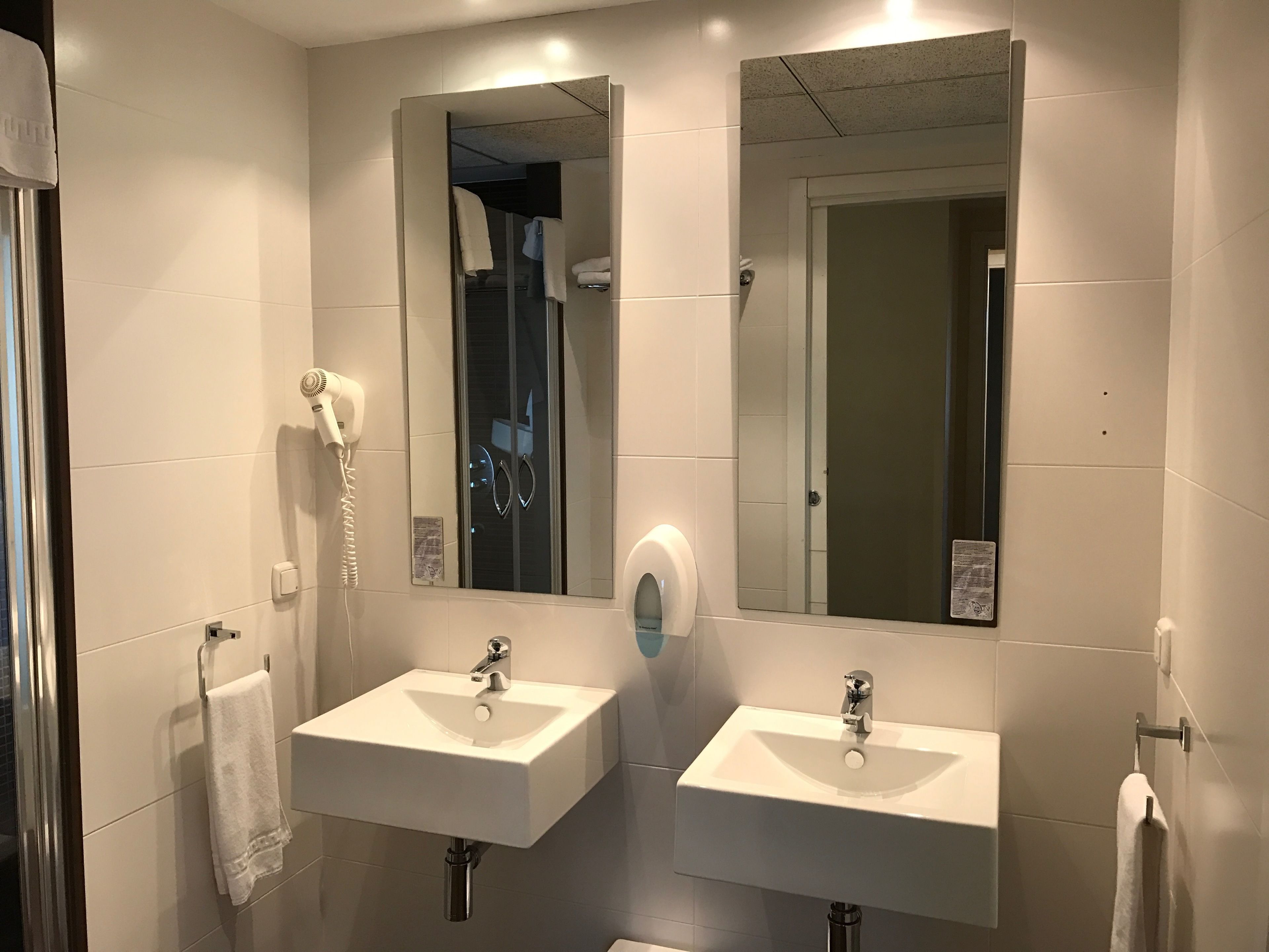 Galileo Flats - Palacio de Congresos