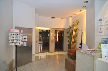 Galileo Flats - Palacio de Congresos