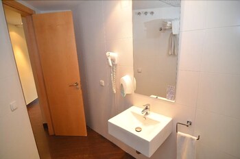 Galileo Flats - Palacio de Congresos