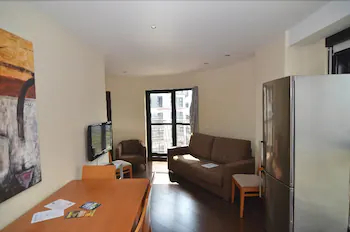 Galileo Flats - Palacio de Congresos