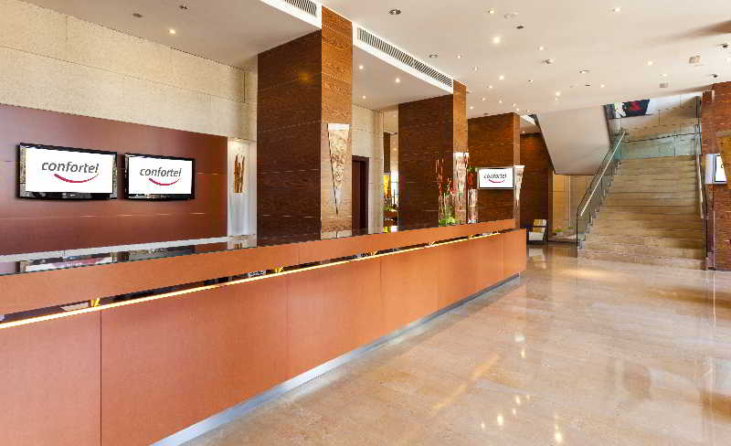 Hotel ILUNION Valencia 4
