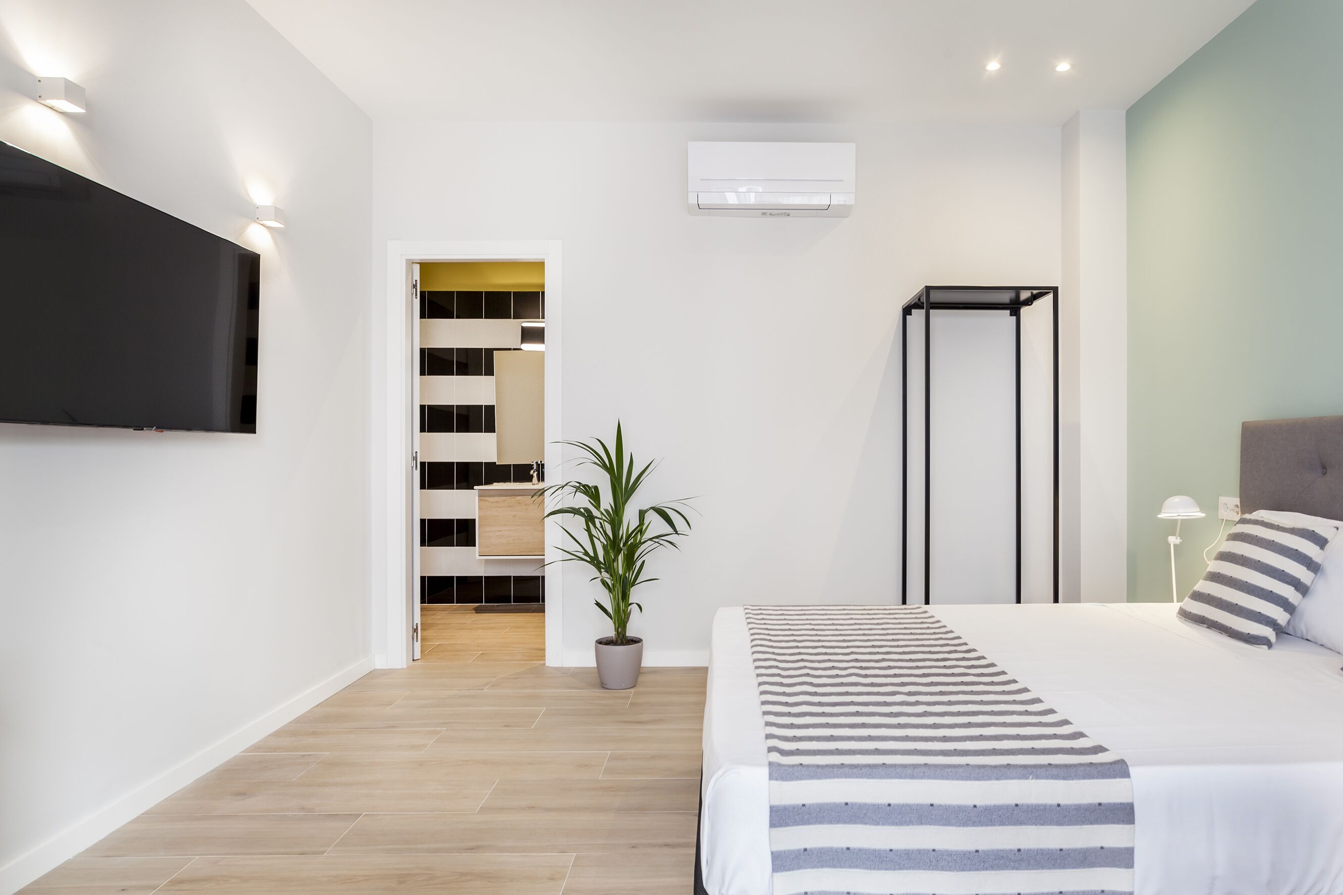Líbere Valencia Abastos Apartments