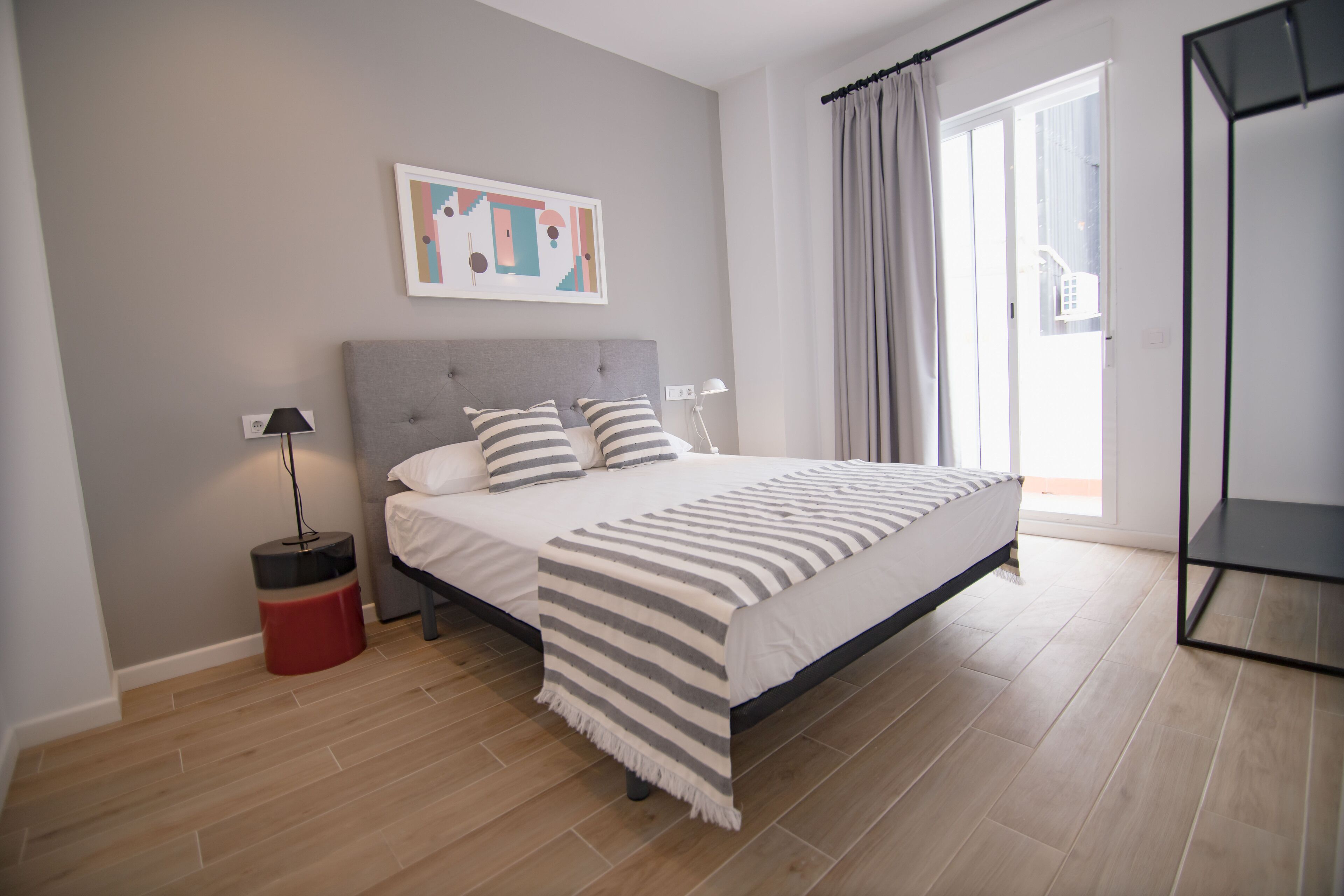 Líbere Valencia Abastos Apartments
