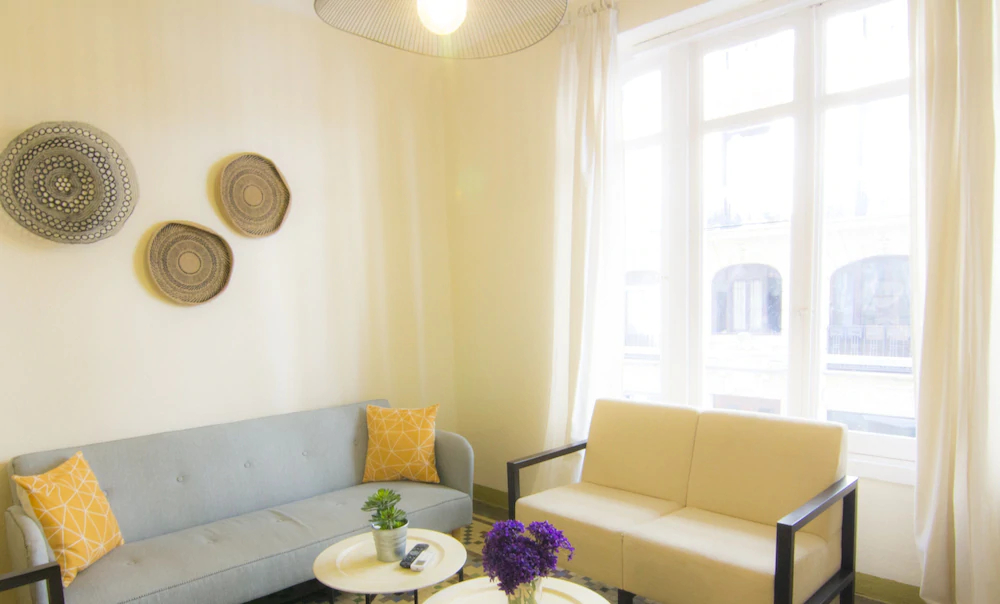 Living Valencia -Correos