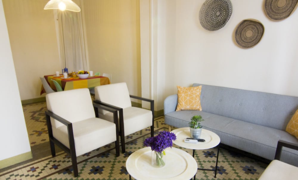 Living Valencia -Correos