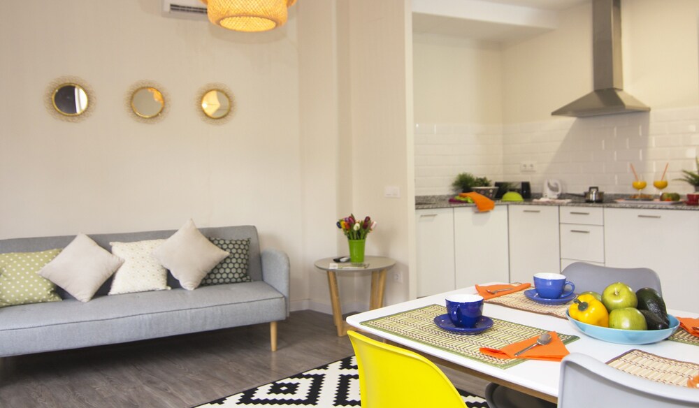 Living Valencia -Correos