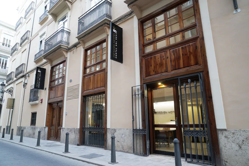 MD Design Hotel Portal Del Real