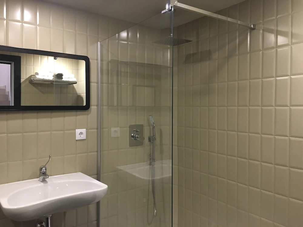 MD Design Hotel Portal Del Real