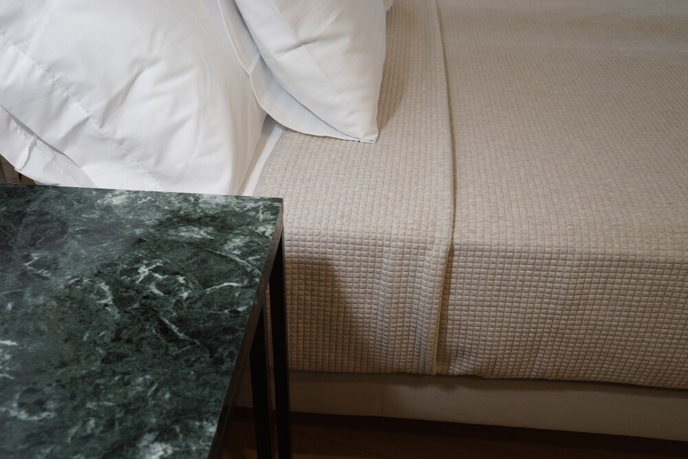 MD Design Hotel Portal Del Real