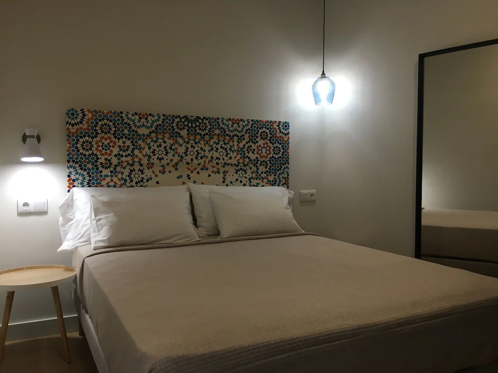 MD Design Hotel Portal Del Real