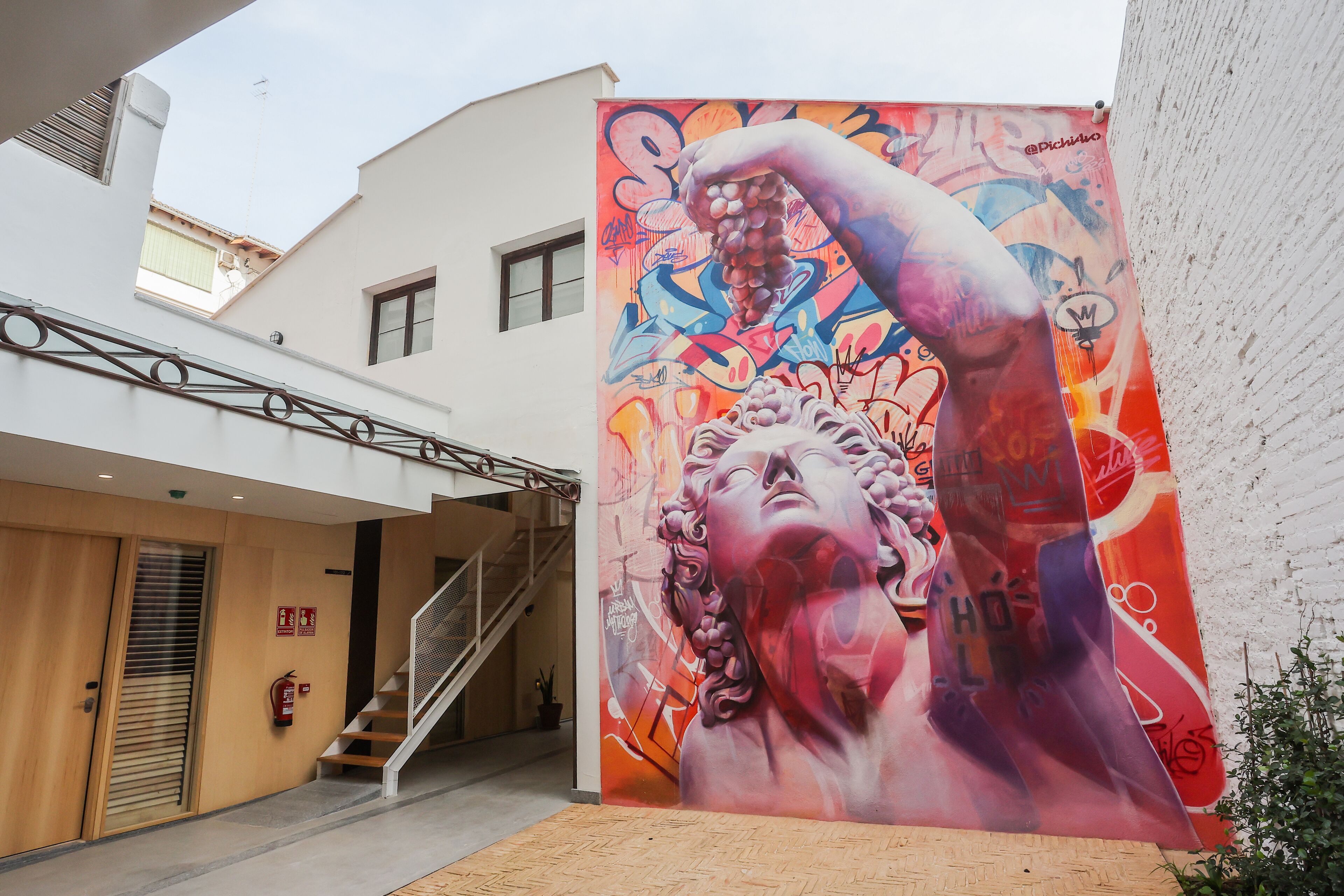 Mythic Boutique Bed & Breakfast