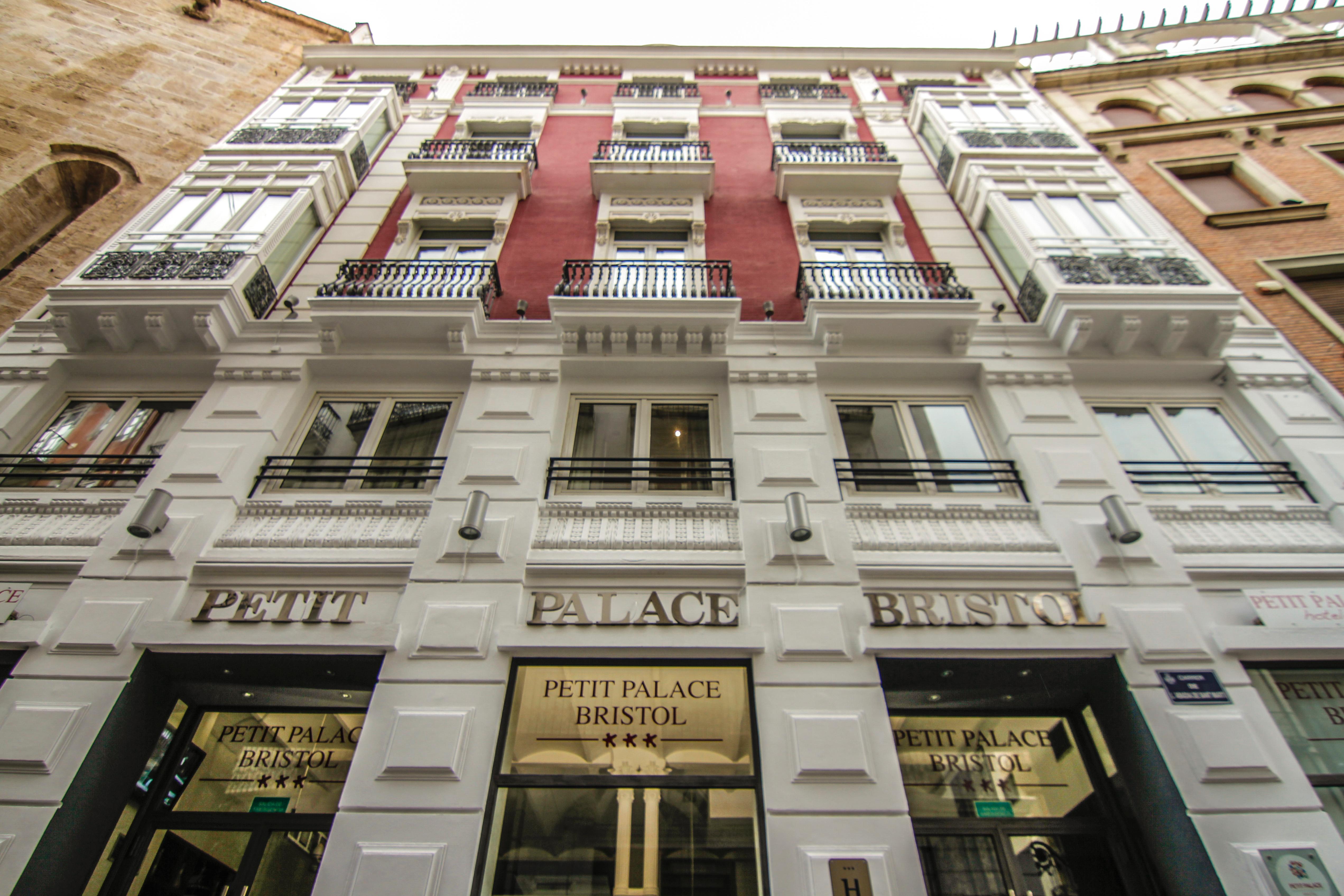 Petit Palace Plaza de la Reina