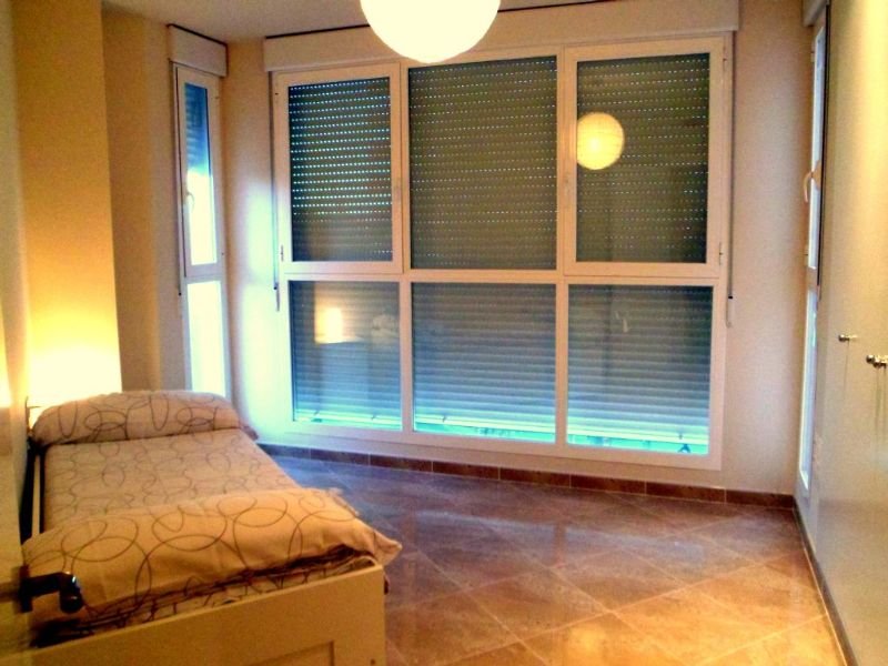 RealRent Jardines de Viveros Estudio