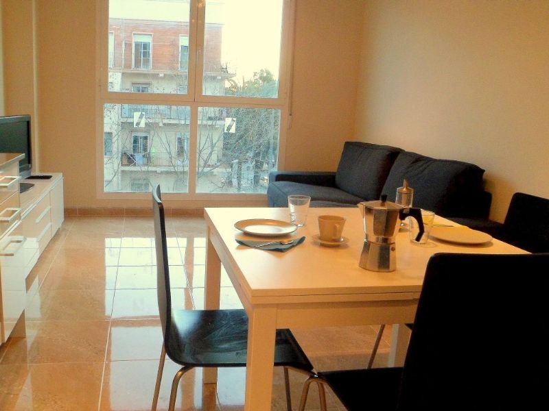 RealRent Jardines de Viveros Estudio