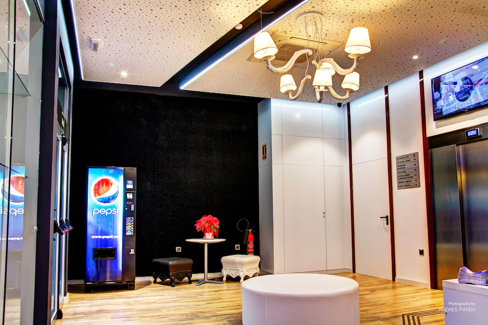 Urban Youth Hostel