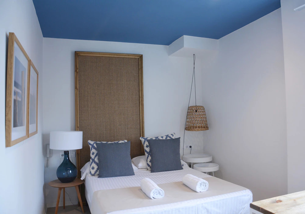 You & Co Saler Beach Boutique