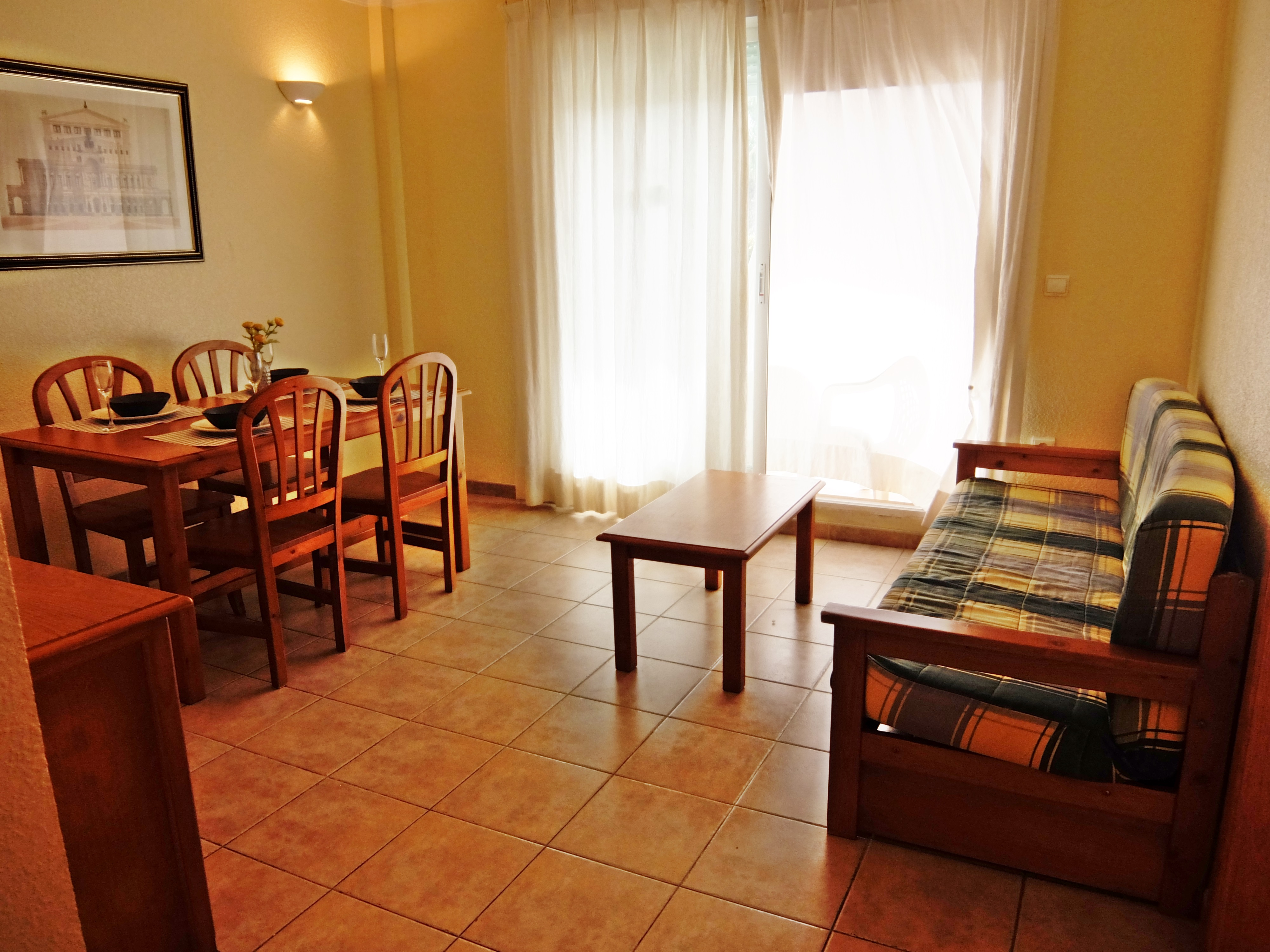Los Juncos Apartamentos