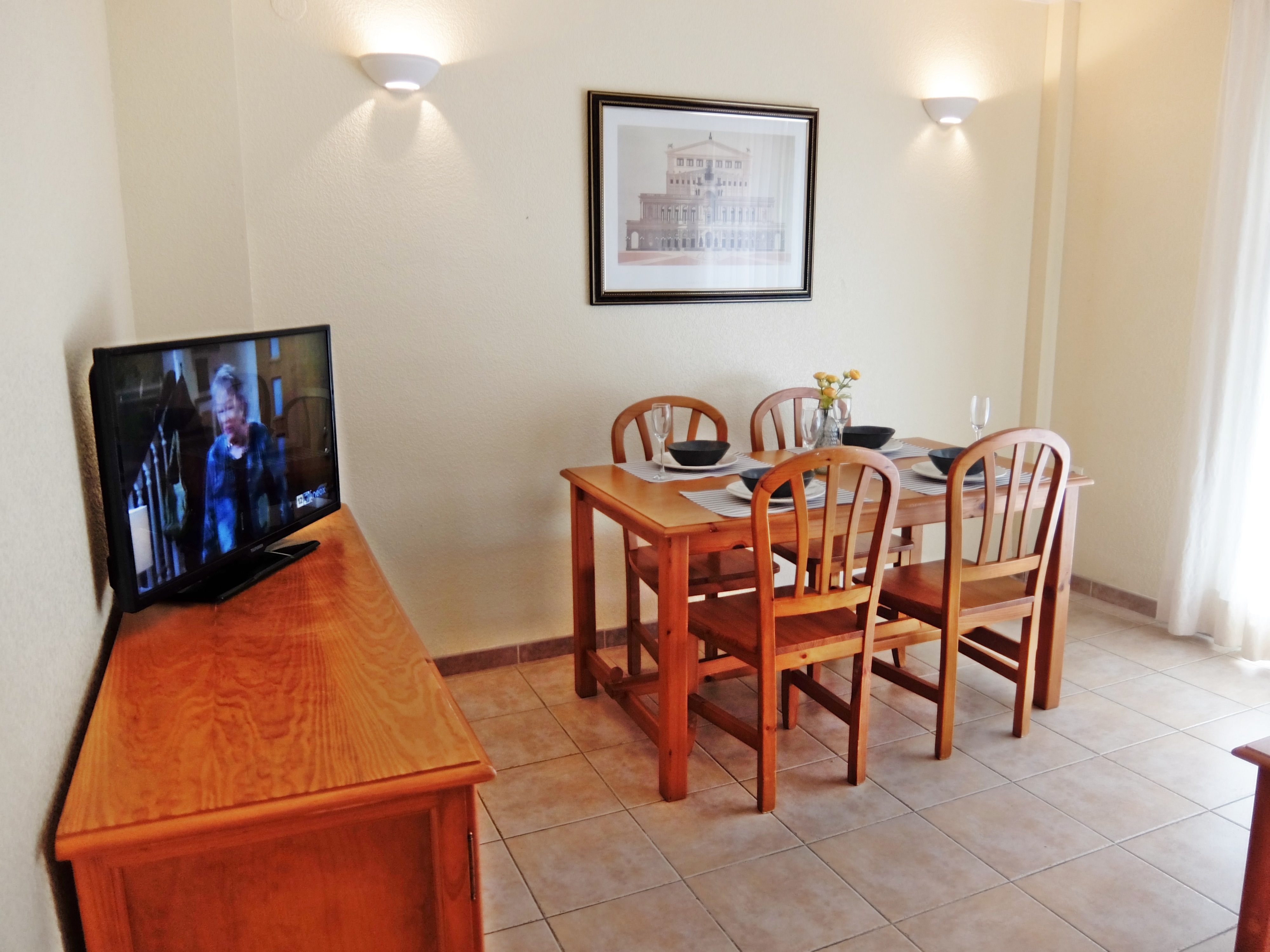 Los Juncos Apartamentos