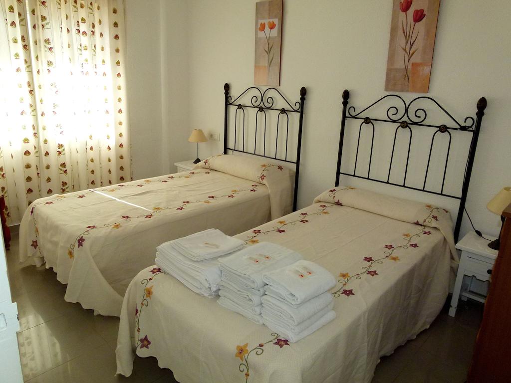 Apartamentos Intercentro Algarrobo