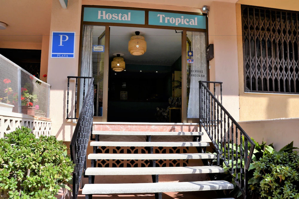 Hostal Tropical