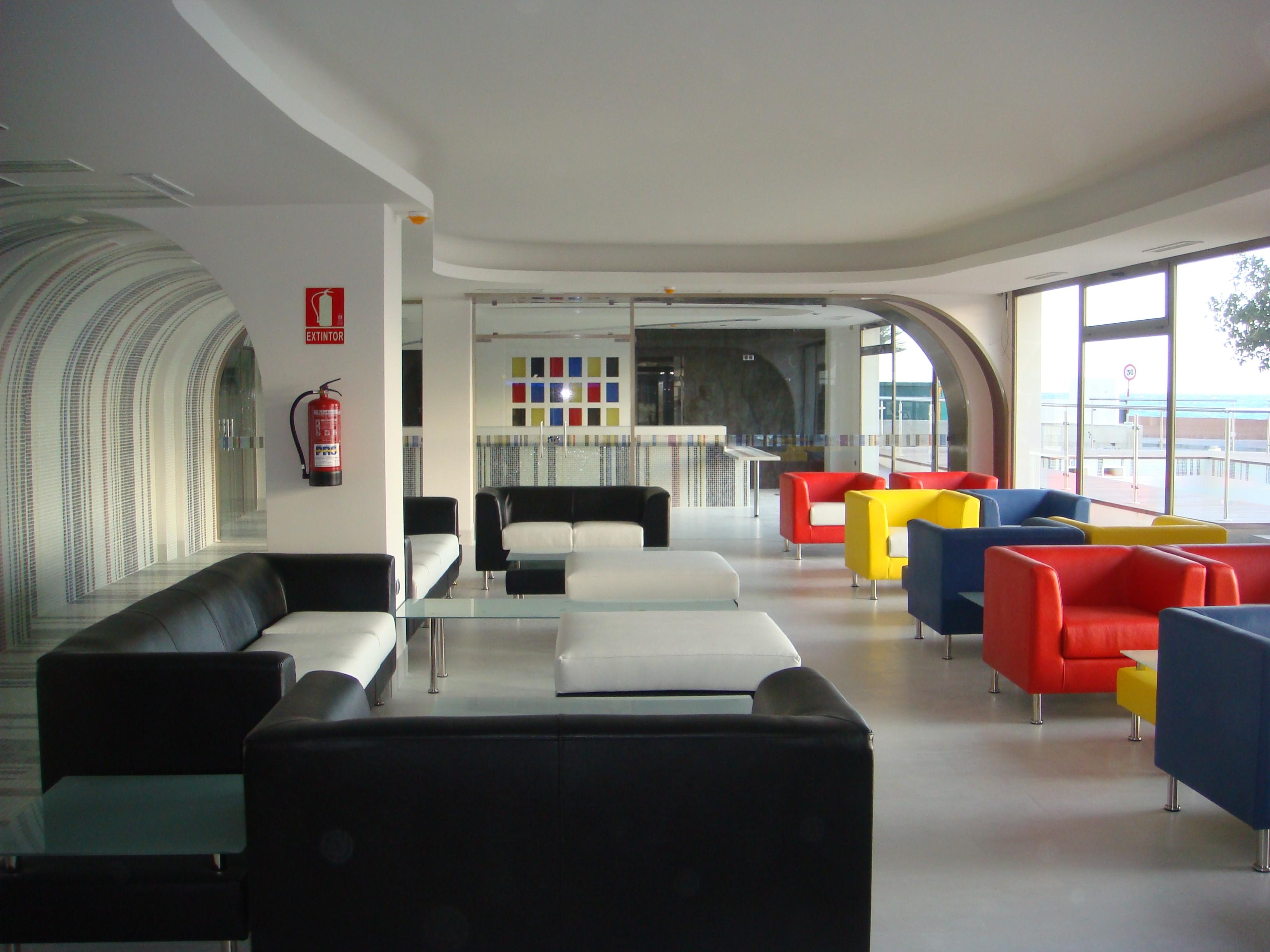 ON ALETA ROOM