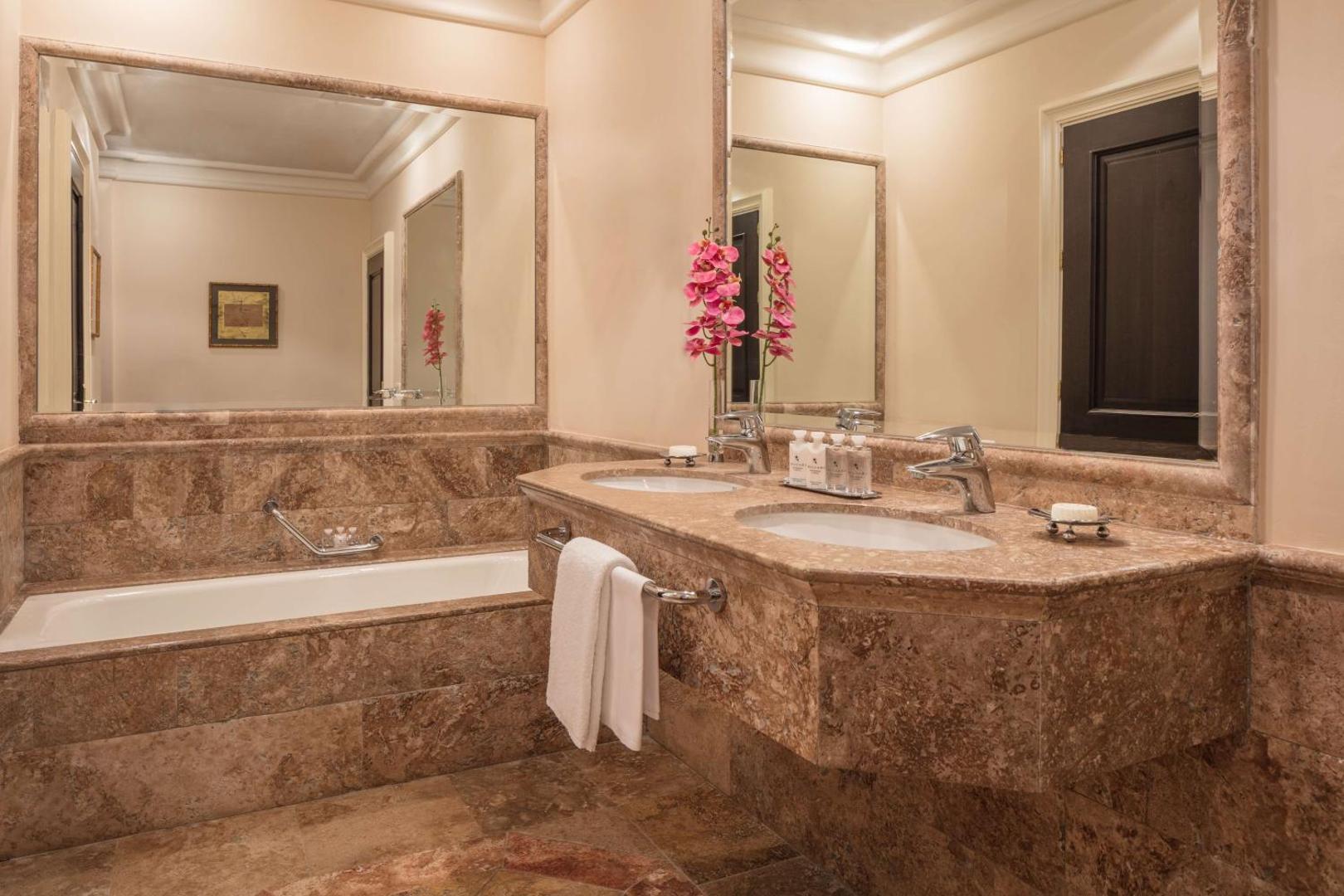 Anantara Villa Padierna Palace Benahavis Marbella Resort