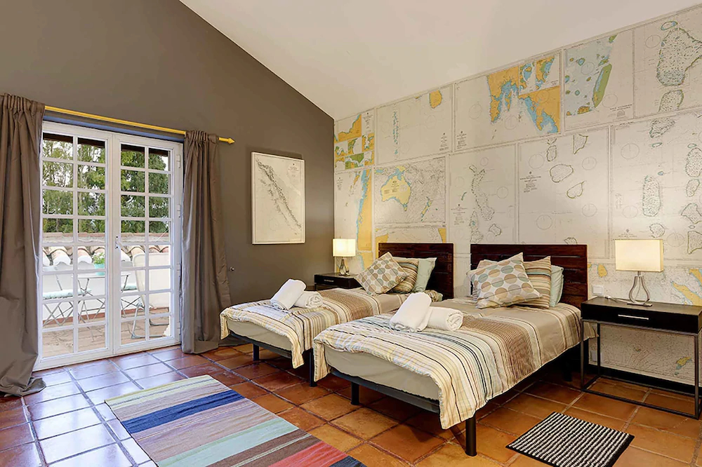 Villa Ladyville