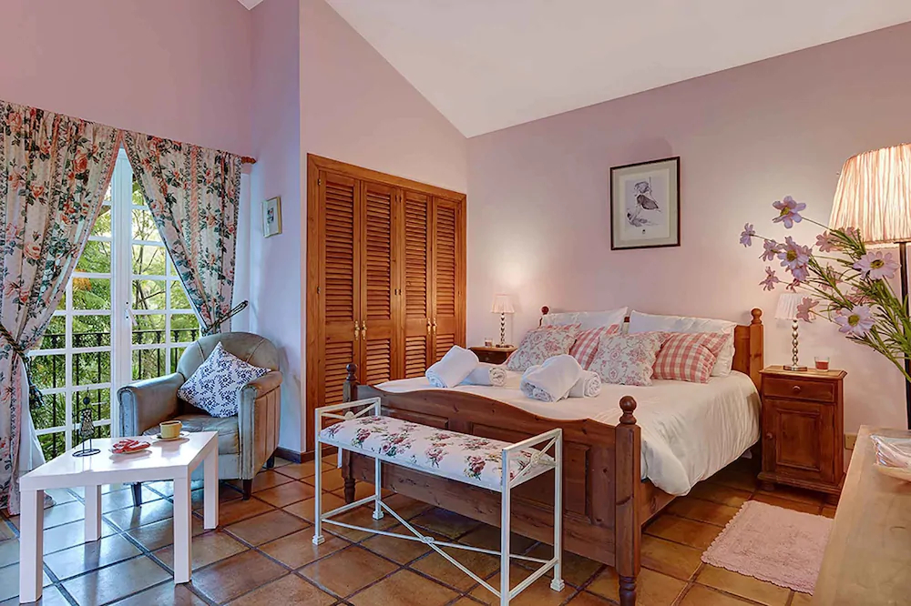 Villa Ladyville