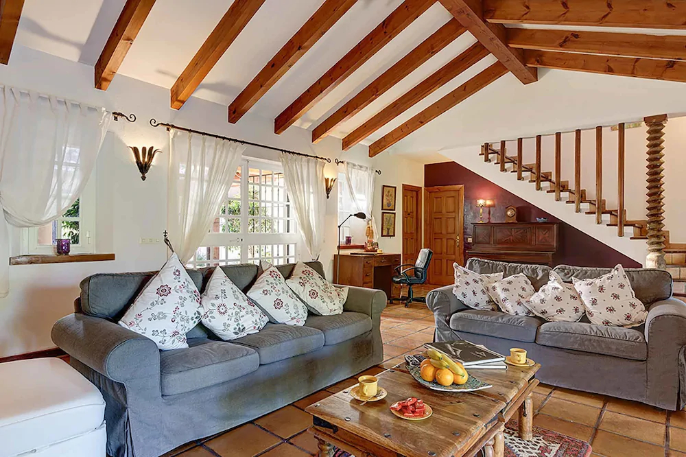 Villa Ladyville